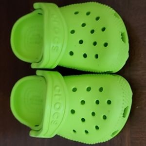 Baby crocs size 4